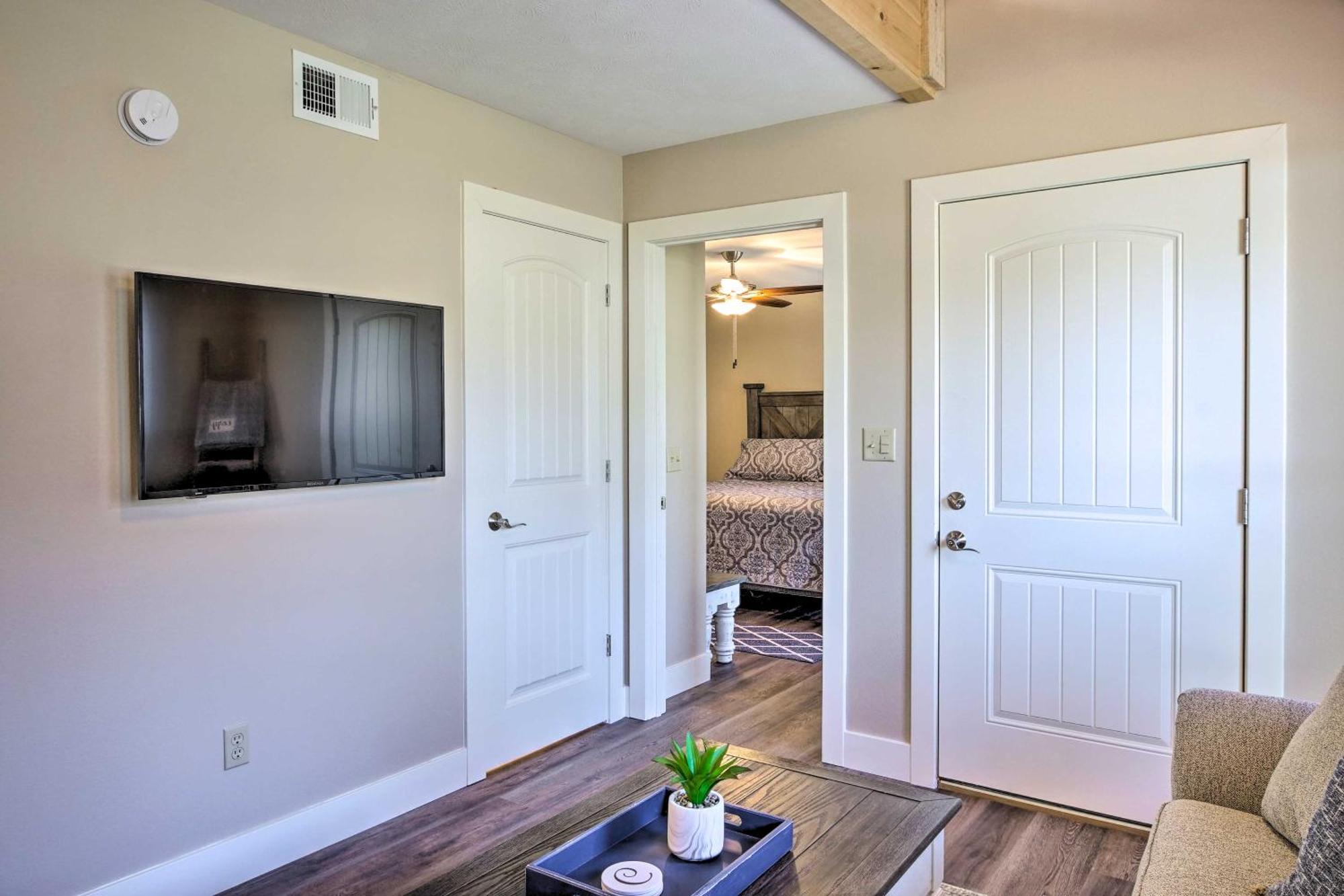 The Cozy Cottage With Lake Taneycomo Access! Branson Exteriér fotografie