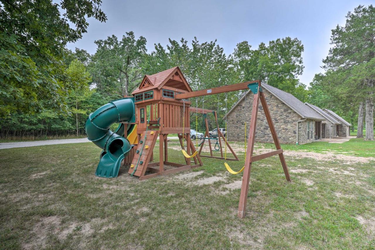 The Cozy Cottage With Lake Taneycomo Access! Branson Exteriér fotografie